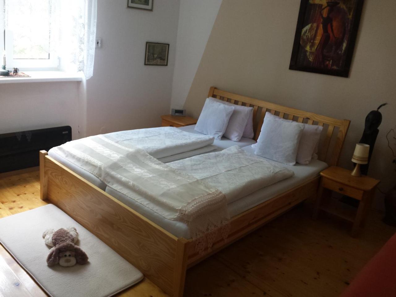 Apartment Anna Cesky Dub Buitenkant foto